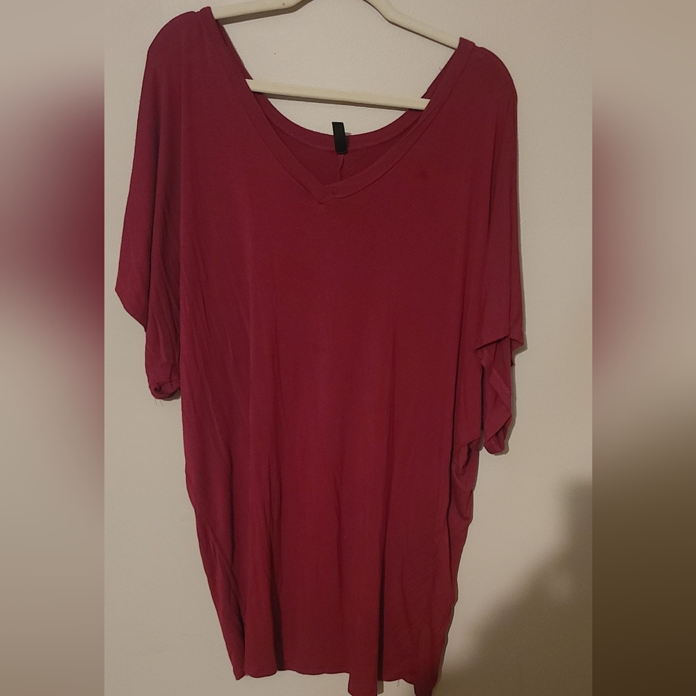 Women's Red V-Neck Top Size 4XL